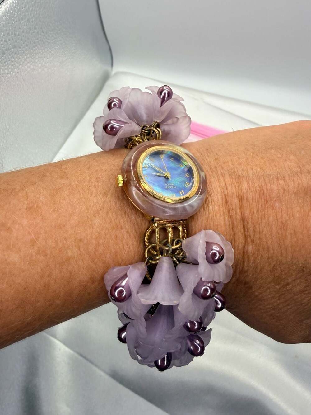 Bonetto Candy Watch Size 7.5 Purple Floral Resin Band needs battery